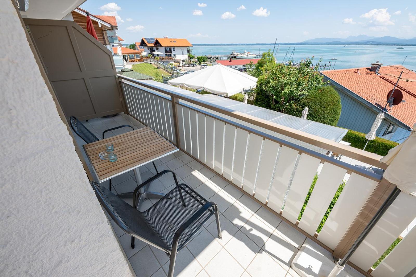 Chiemseestern Vacation & Recreation "Adults Only" Gstadt am Chiemsee Pokoj fotografie